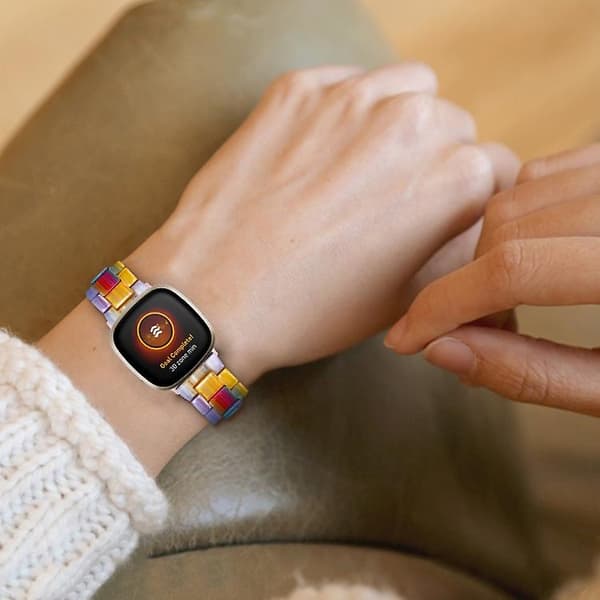 Til Fitbit Versa 3 / Sense Universal Resin Watch Band Rainbow