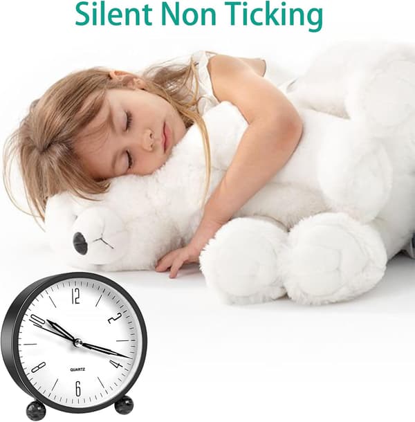 Vækkeur 4\" Analog Super Silent Analog Vækkeur med Natlys