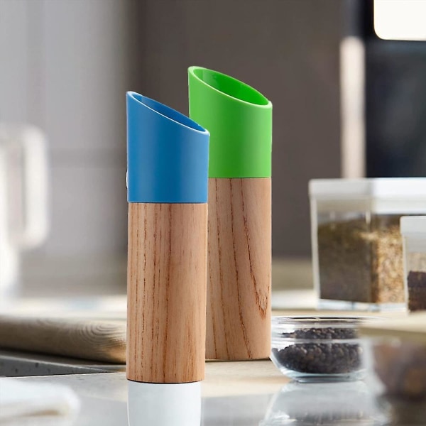 Suola- ja set, manuaalinen puupippurimylly ja suolamylly säädettävällä karkeudella blue   green