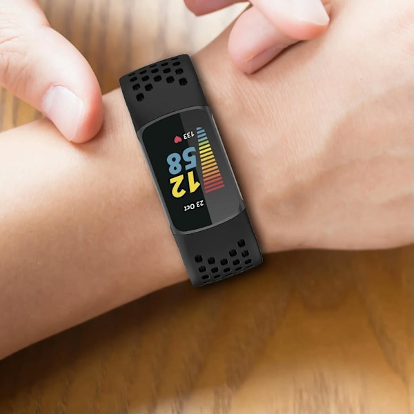Silikonirannekkeet yhteensopivat Fitbit Charge 5 -rannekkeiden kanssa naisille ja miehille, säädettävä hengittävä pehmeä silikoninen urheiluranneke