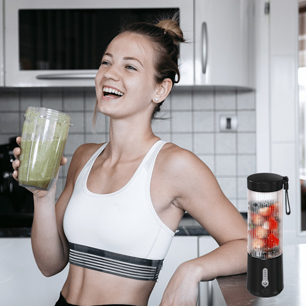 Bærbar blender til shakes og smoothies med 6 knive sort