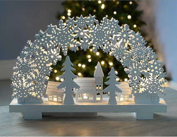 Snøfnuggbue og landsbyscenebord Julepynt, tre, hvit