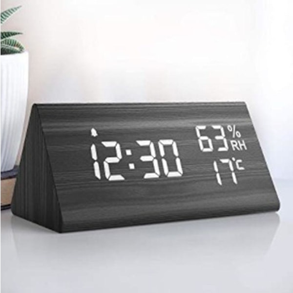 Alarmklokke Digital Alarmklokke, Bordklokke Med Natt LED, Dato, Stemmestyrt Klokke, Tre Digital Klokke, Intern Temperatur, 3 Justerbare Alarm G