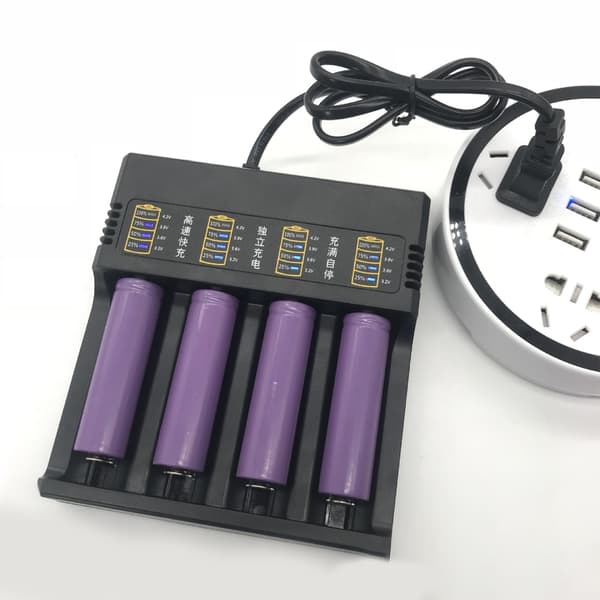 Effektiv 4-roms litiumbatteriladerdokk for flere størrelser og kapasiteter