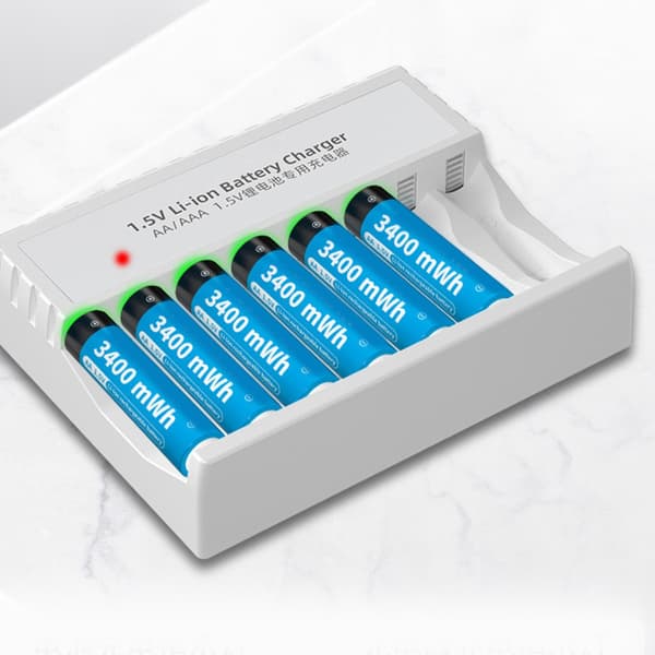 Intelligent MultiSlot Batterilader for AA 3A-batterier Ladehuber 4 charging slots