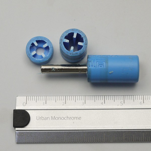 AA-storleks Dummy Fake Batteri Setup för Skalplats Hållare Cylinderledare Dummy