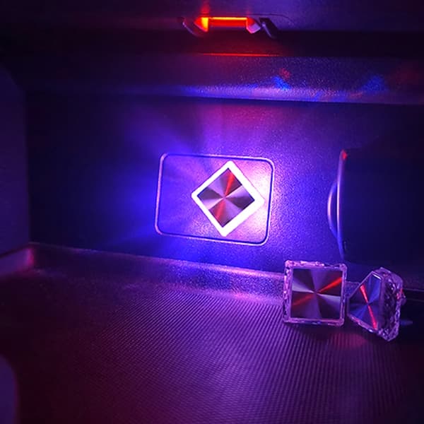 5V Touch Aktiveret Type C LED Lys til Bil og Hjem 6 Farvemuligheder 4 Tilstande White lights Triangle