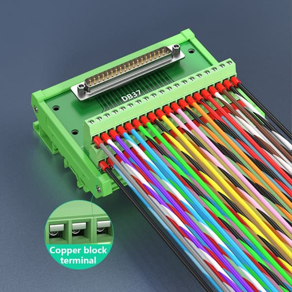 Flammehæmmende D SUB-interfaces D9/D15/D25/D37/D50/D62/D78 Terminal til sikker tilslutning Terminaladaptermodul null - DB44 female head