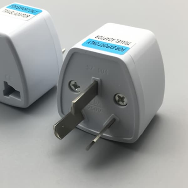 Versatilitys Pluggadapter for internasjonale reisebehov Transformer strømuttak US Plug