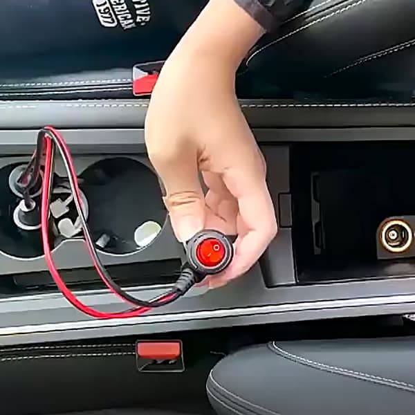 Højtydende bil lighter splitter dobbeltstik med afbryder til rejser 5cm