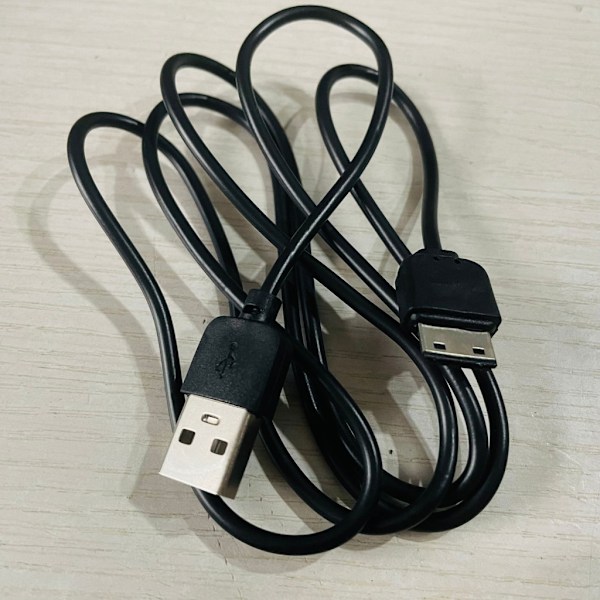 USB-laddningskabel för telefon för B320 B510 B2100 Xplorer B2700 B5702 B5722 D880 Duos D980 E1070 E1100 E1110 E1120 G600 G608