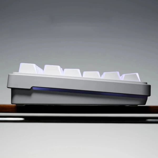 PBT Shadow Fold Keycaps med farvesublimeringstryk og Shine Through-effekt 97 taster White