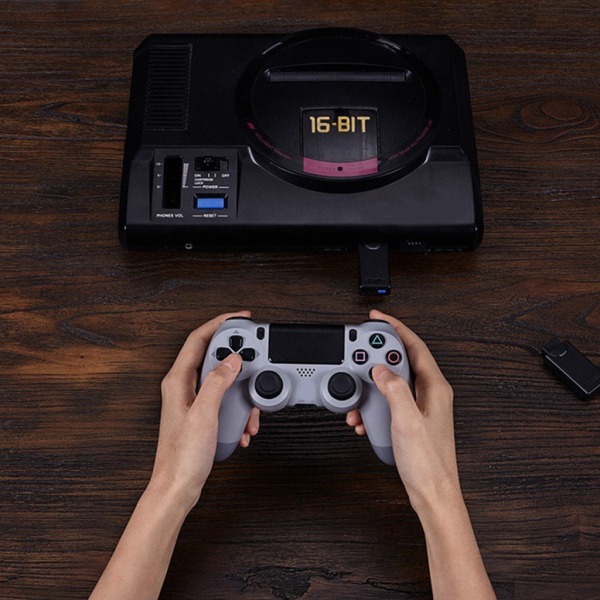 Fickstorlek 8Bitdo Retro Receiver Wireless Adapter Blueteeth-kompatibel Fickstorlek som används för Mega-Drive Sega-Genesis