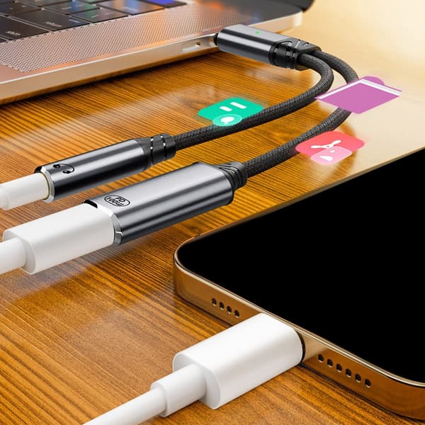 High Fidelitys USB C til 3.5mm Adapter Oplader For Problemfri Musikoplevelse Gray