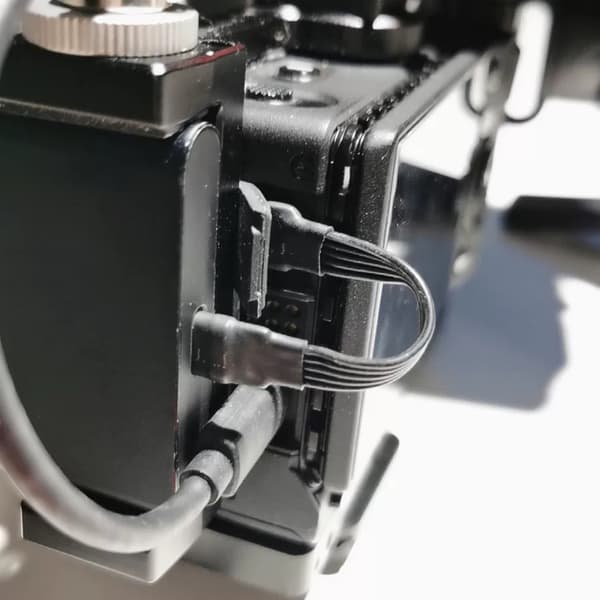 USB 2.0 Typ C till Typ C Vinklad Platt Kabel för Dataöverföring och Laddningskabel för FPV, Disk, Telefon  0.6m - Bend test