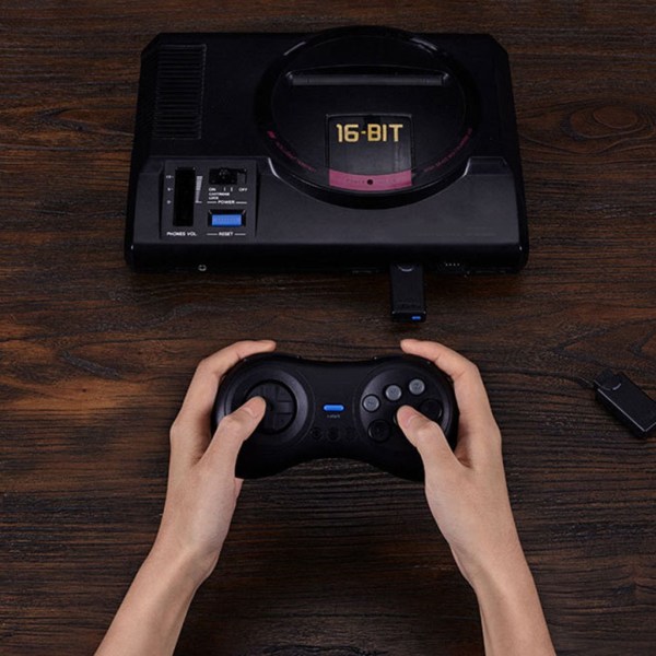 Fickstorlek 8Bitdo Retro Receiver Wireless Adapter Blueteeth-kompatibel Fickstorlek som används för Mega-Drive Sega-Genesis