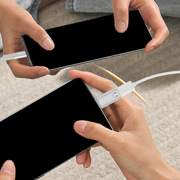 USB C uros - naaras -sovitin tiedonsiirtoon, pitkäikäinen