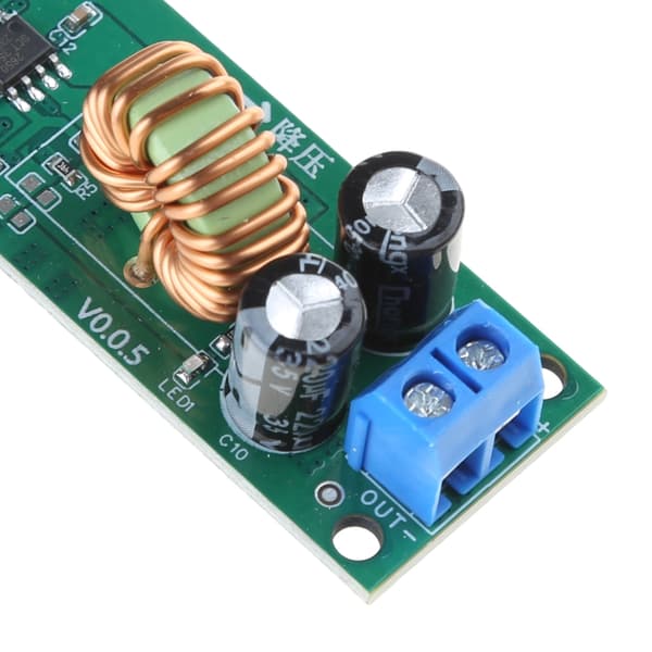 10A DC-DC 6,5-60V til 1,25-30V Justerbar Nedkonverteringsmodul