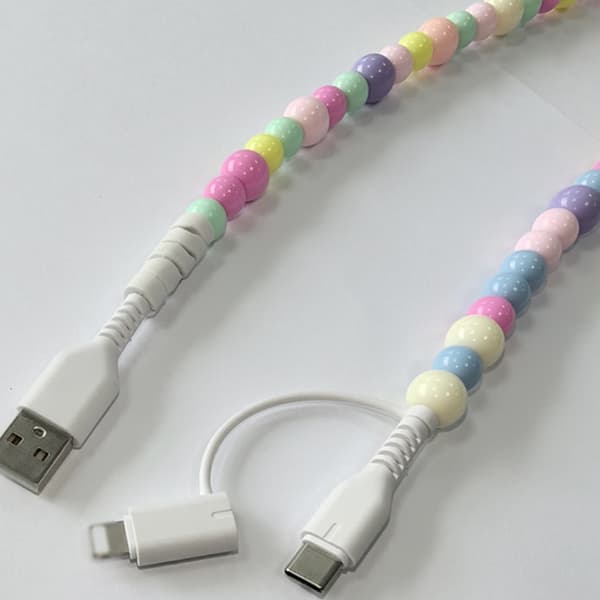 Modefärgade pärlor datakabel 1m snabbladdning & dataöverföring dubbla gränssnitt White pearls