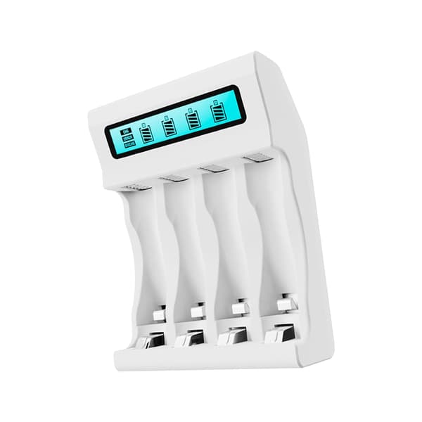 Opladeradapter med uafhængige 4 slots LCD-display og sikkerhedsbeskyttelse White