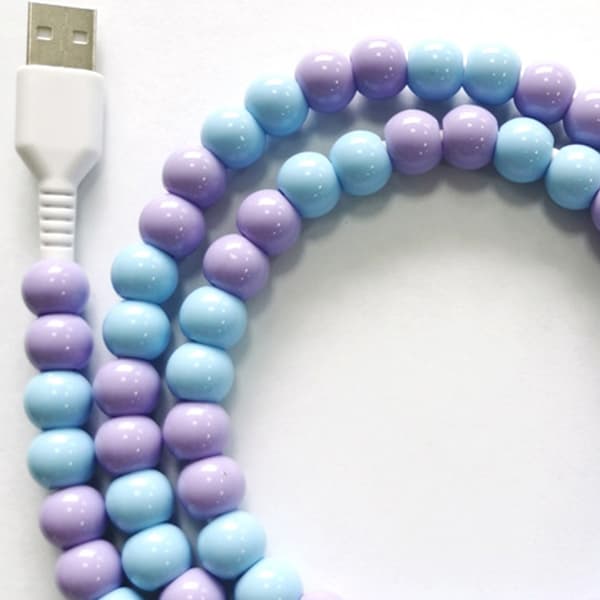 Modefärgade pärlor datakabel 1m snabbladdning & dataöverföring dubbla gränssnitt White pearls