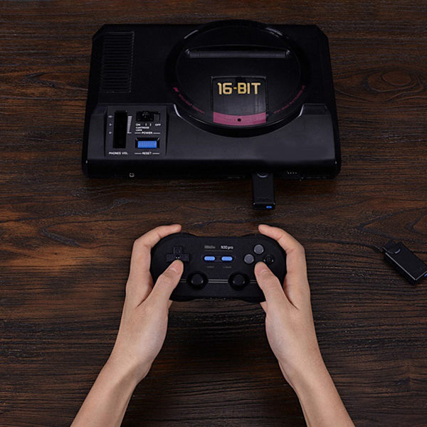 Fickstorlek 8Bitdo Retro Receiver Wireless Adapter Blueteeth-kompatibel Fickstorlek som används för Mega-Drive Sega-Genesis