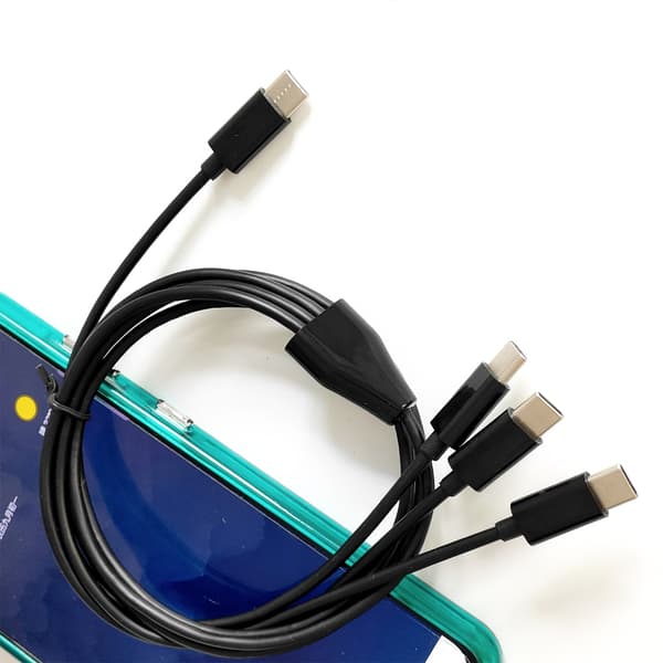 3 in 1 USB Type C -kaapeli matkapuhelinvarusteille USB C -kaapelin lataamiseen Black