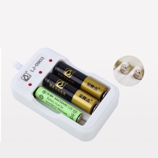 Universal Laddare för Uppladdningsbara Batterier Snabbladdningsadapter USB 3 Slots Batteriladdningsverktyg för 1 till 3 st AA AAA