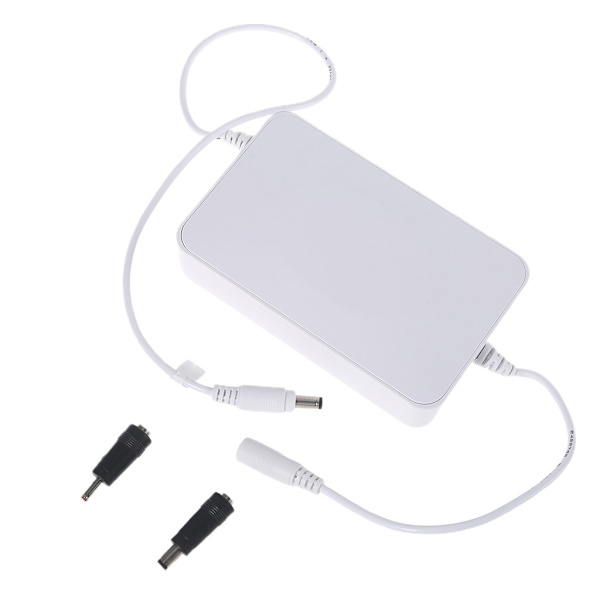 Laddningsbart 15000mAh Li-Ion Batteripaket för Router och CCTV-kamera