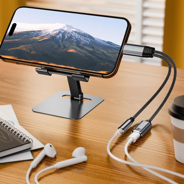 High Fidelitys USB C til 3.5mm Adapter Oplader For Problemfri Musikoplevelse Gray