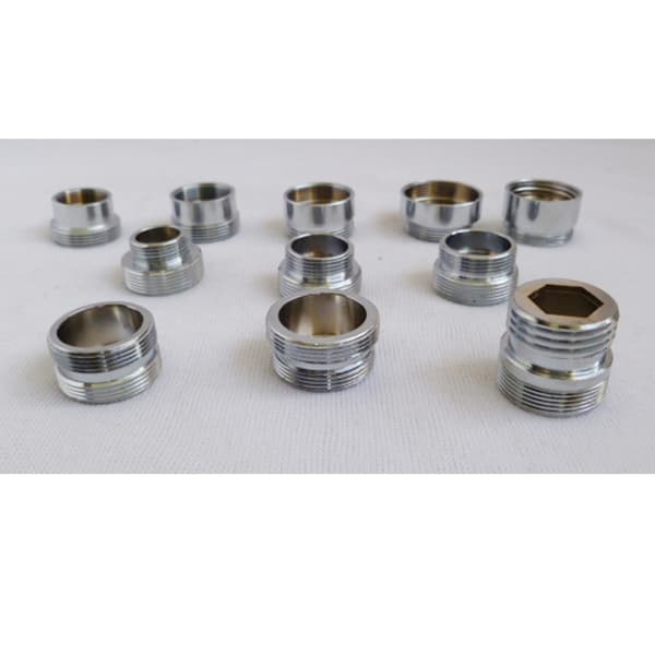 Køkken Messinghane Adapter til Mand og Kvinde Messing Vandrenser Luftblander Tilslutning 20x1to22 inner