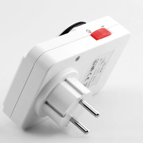 Plug-in Timerbrytere, 24-timers segmenttimer, Lys-timerpluggkontakt for å kontrollere EU Plug