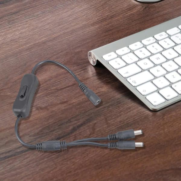 DC5521 Y Splitter Strømkabel Forlængerkabel 5,5x2,1 mm Hun til Dobbelt Han Switch White