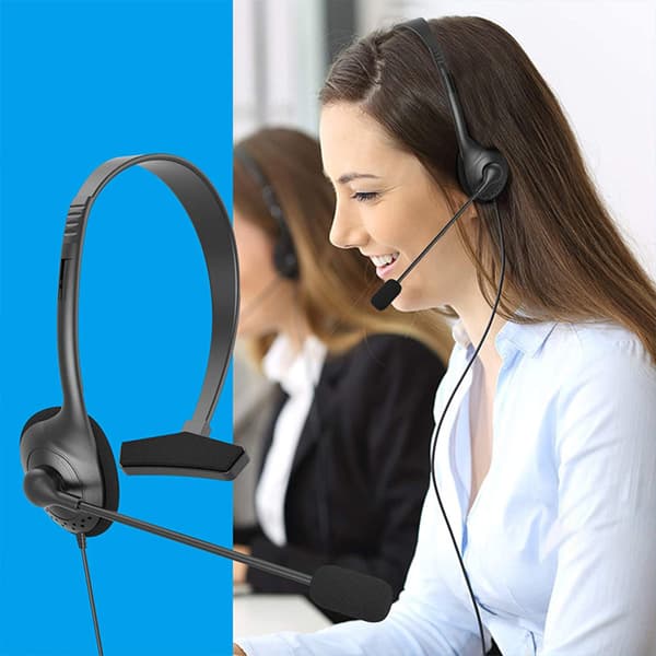 Komfortabelt telefonheadset med støjreducerende mikrofon til kundeservicekontor