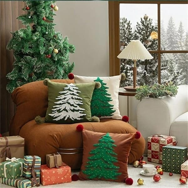 45x45 cm Brodert Juletrepute - Festlig Dekorasjonspute for Sofa og Seng White