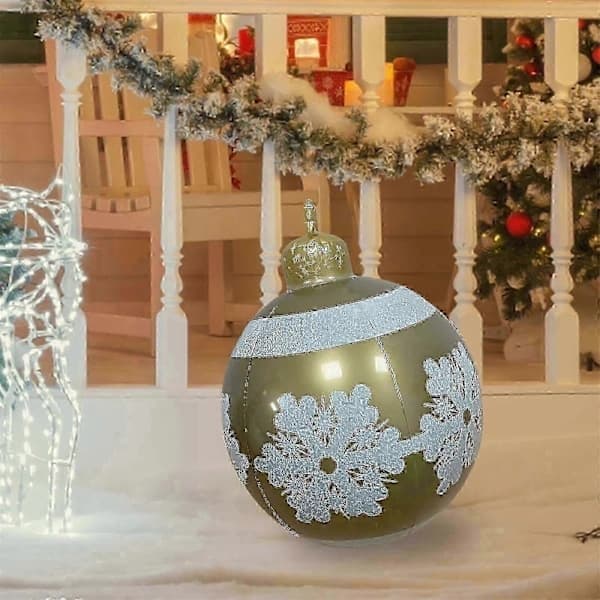 Til julegaver Udendørs juleoppustelig dekoreret juleoppustelig juletræsdekoration
