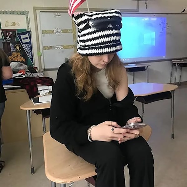 Damernas Kattmössa i Stickad Crochet med Öron Stickad Vintervarm Elastisk Hatt Slouchy för Flickor Vuxna Barn White Black