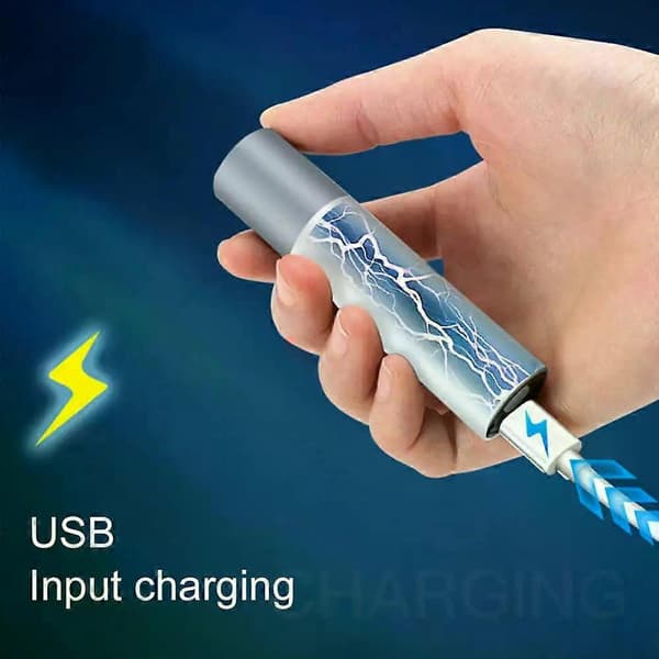 Mini-taskulamppu USB-ladattava LED-taskulamppu Vedenpitävä Teleskooppinen Tehokas Taskulamppu Ulkotyöhön Zoom Kannettava Taskulamppu Silvery A3