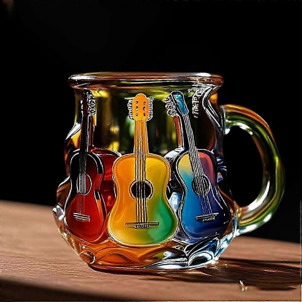 Musikaliskt instrument-tema glasmugg med 3D-gitarrdesign för musikentusiaster och samlare A