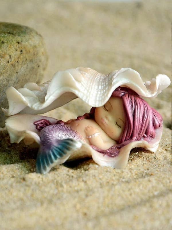 Miniature Havefe Mermaide Fe Statuer - Drømmehavfrue Dream Mermaid in Shell