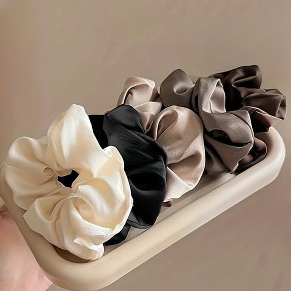 Sæt med 5 elegante satin scrunchies, vintage stil, bløde og elastiske hårelastikker, egnet til kvinder.