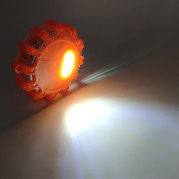 2 stk. LED-advarselslys, nødadvarselslys, nødbelysning med magnetisk base og 9 blinkende tilstande til bil, lastbil, båd