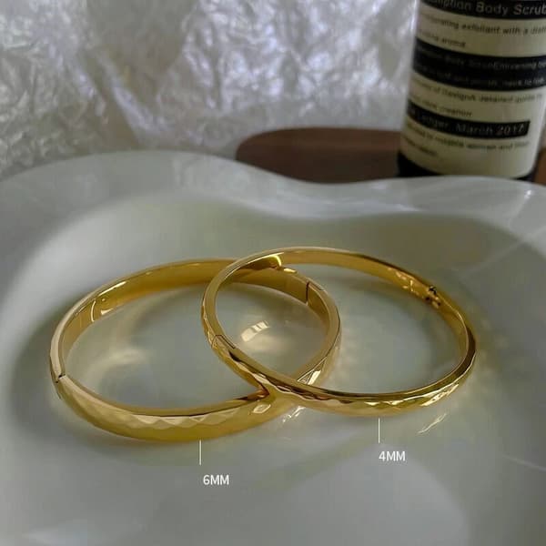 4/6 mm Dame 18K Guldbelagt Rustfrit Stål Rhombus Poleret Armring/Armbånd