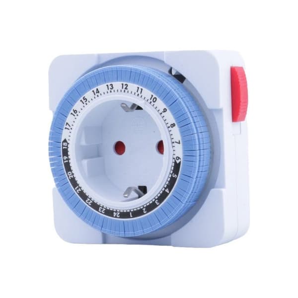 24-timers programmerbar timerkontakt, 3600W, 96 segmenter, 15-minutters intervall, for lamper