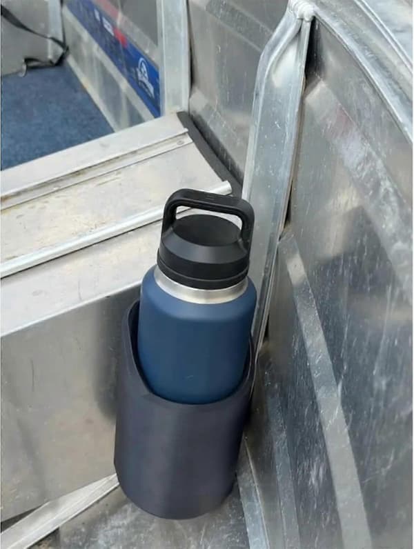 Magnetiske flaskeholdere til 46, 50, 64 oz, 3D-printet gallonkandeholder 64 oz