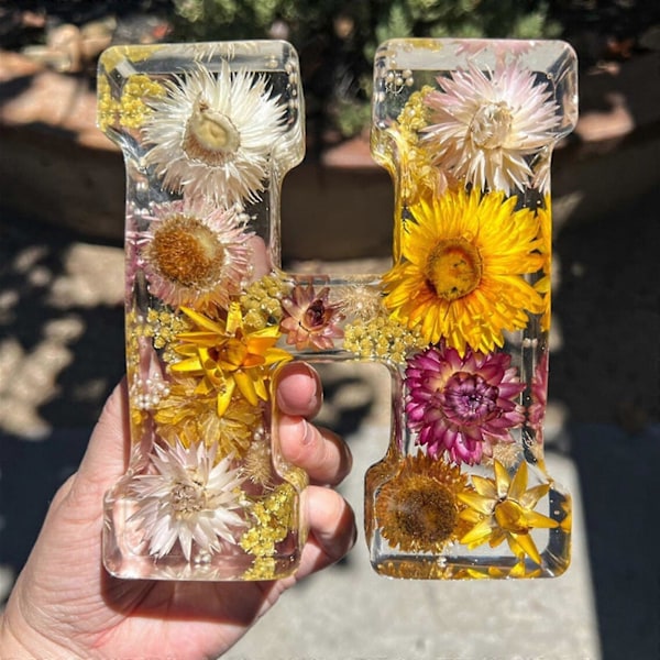 Blomster Resin Natlampe, Pressede Blomster Resin Bogstaver m/ LED Lys Gave til Hende - Yvan H