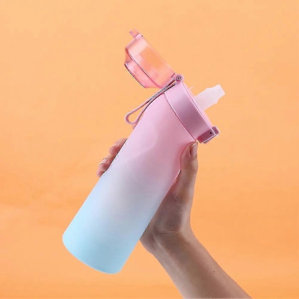 650 ml:n makuvesipullo, tuoksuvesikuppi, ilmalla maustettu urheilujuomapullo, sopivat kapselit ja pullo ulkokäyttöön, SMTX set B