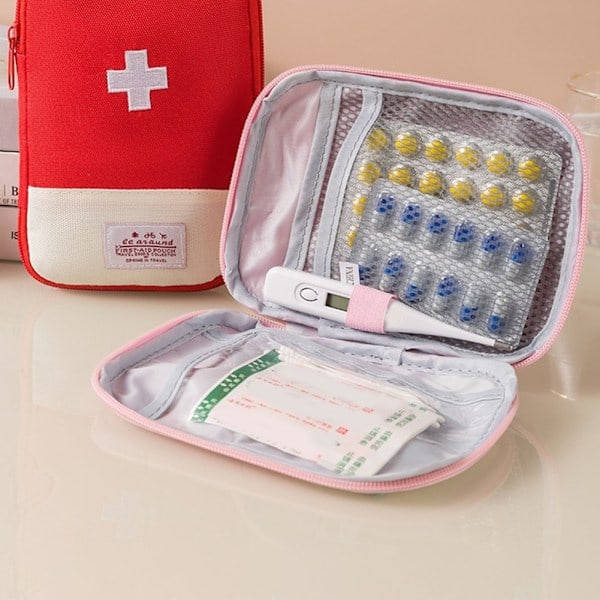 Mini Bärbar Medicinväska Mini Tom Medicinväska Multifunktionell Utomhusväska Red Large