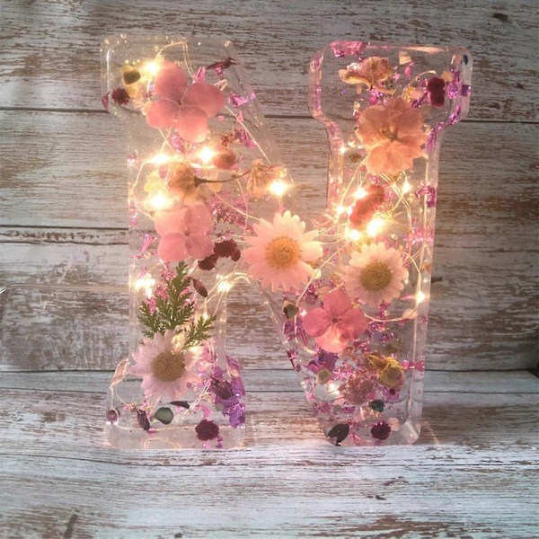 Blomster Resin Natlampe, Pressede Blomster Resin Bogstaver m/ LED Lys Gave til Hende - Yvan N