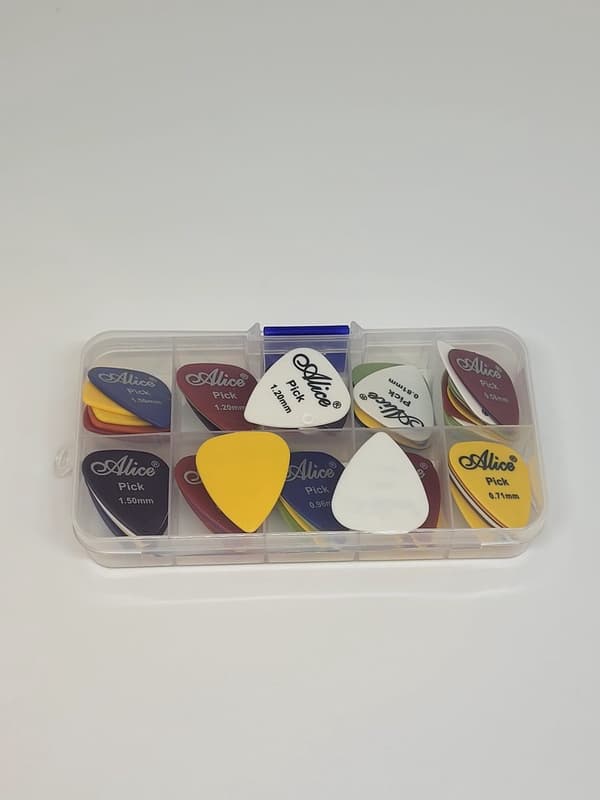 Guitar Pick Set - Picks - 1 set of 60 pieces in a practical box